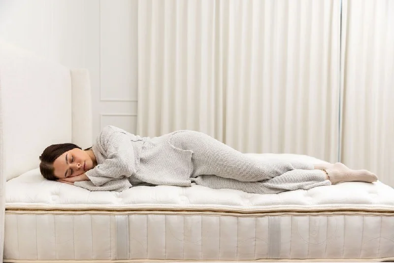 Natural latex and organic cotton blend mattressesZipLuxe Dual Comfort Mattress