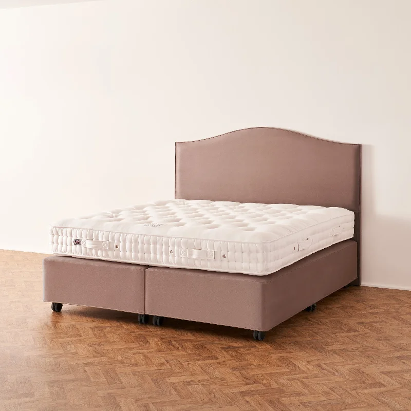 King - size mattresses for spacious master bedroomsVispring Coronet Mattress