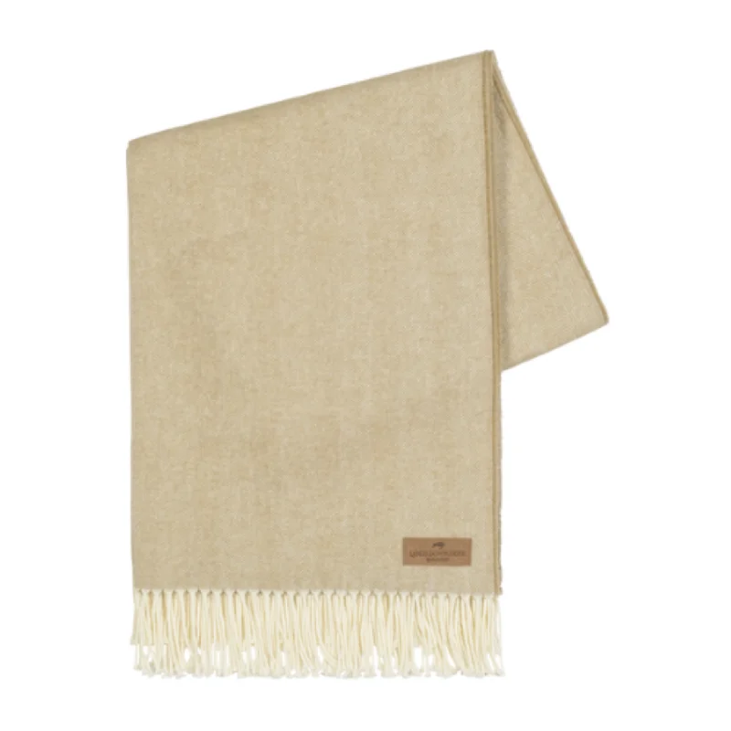 Knitted chunky cable knit throw blankets​Bamboo fiber blankets with natural antibacterial propertiesTruffle Herringbone Throw
