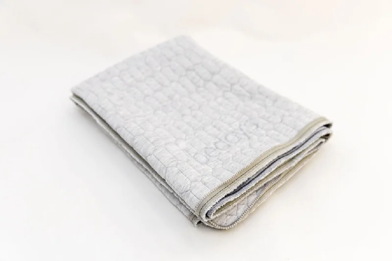 Natural latex and organic cotton blend mattressesZipClean Mattress Replacement Top