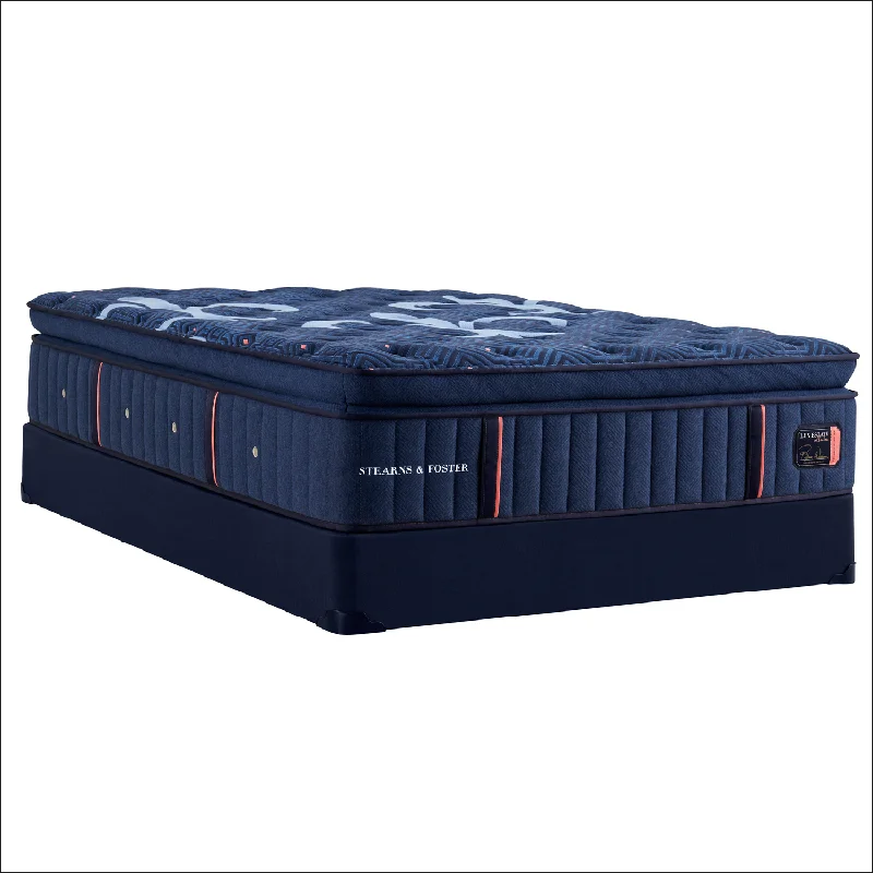 Hybrid mattresses combining foam and innerspring technology16" Stearns & Foster Lux Estate Medium Pillow Top