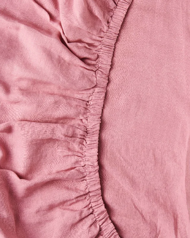 Quilted Cotton Sheets for a Warm and Inviting BedPeony Linen Fitted Sheet