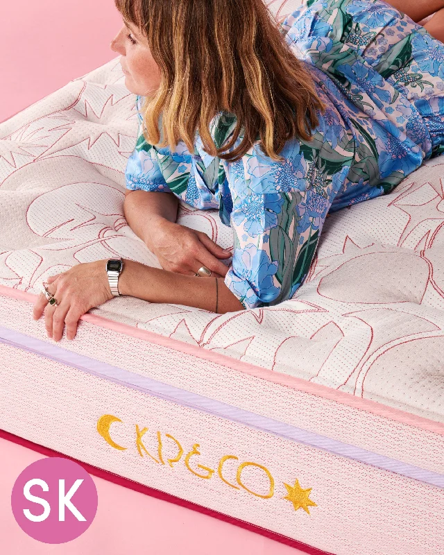 Wool - filled mattresses for natural insulation and moisture - wickingStargazer Deluxe Super King Mattress