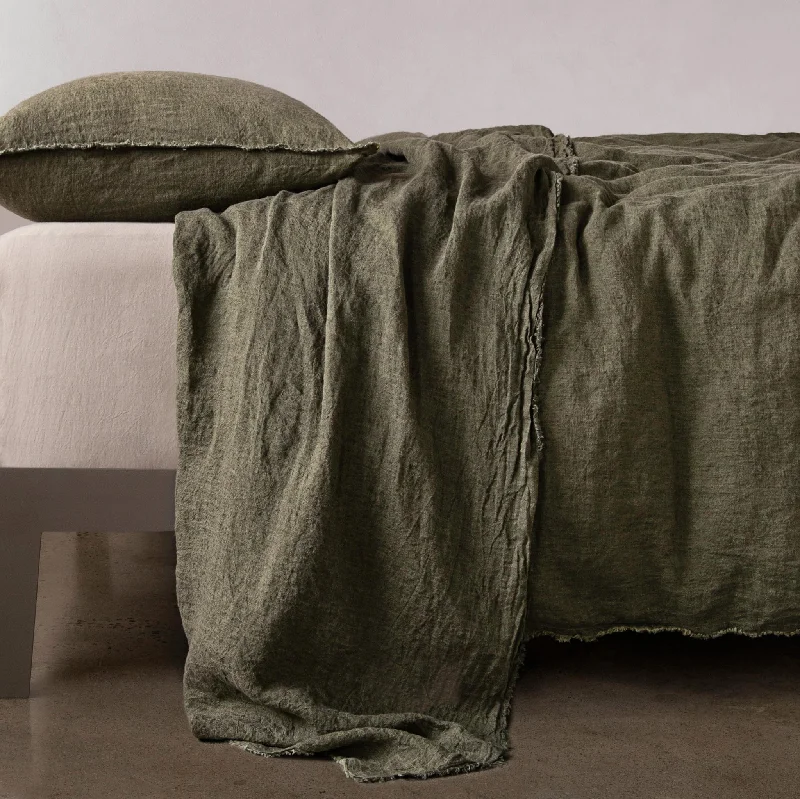 Jersey - Knit Sheets for a Comfortable and Casual BedFlocca Linen Flat Sheet - Armee Jersey - Knit Sheets for a Comfortable and Casual BedFlocca Linen Flat Sheet - Armee